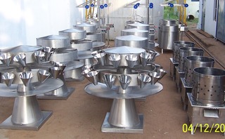 Non Conveyorised Dressing Equipment